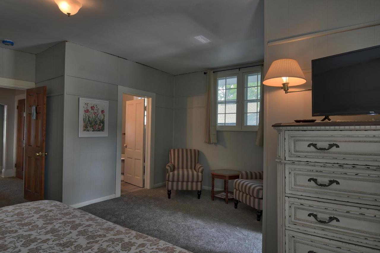 Charlevoix House Bed & Breakfast Eksteriør bilde