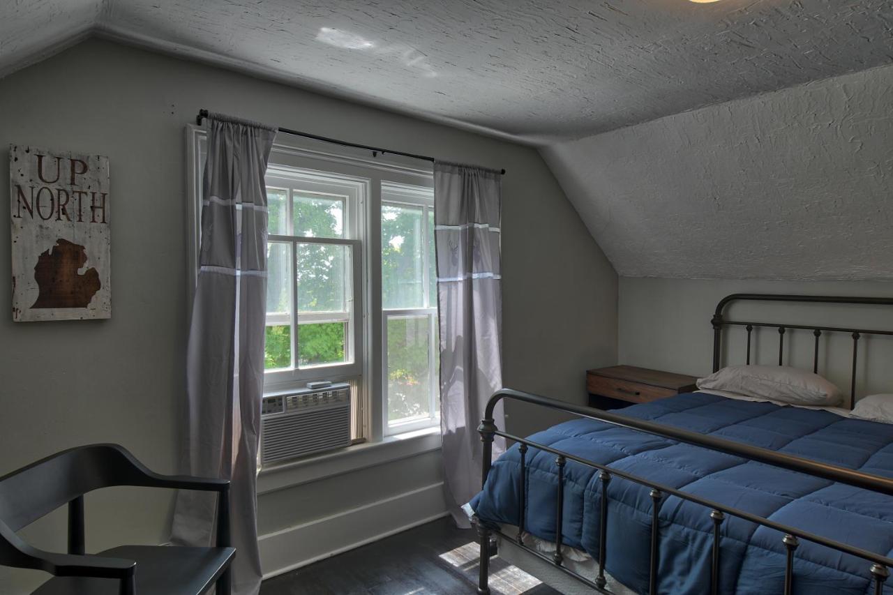 Charlevoix House Bed & Breakfast Eksteriør bilde